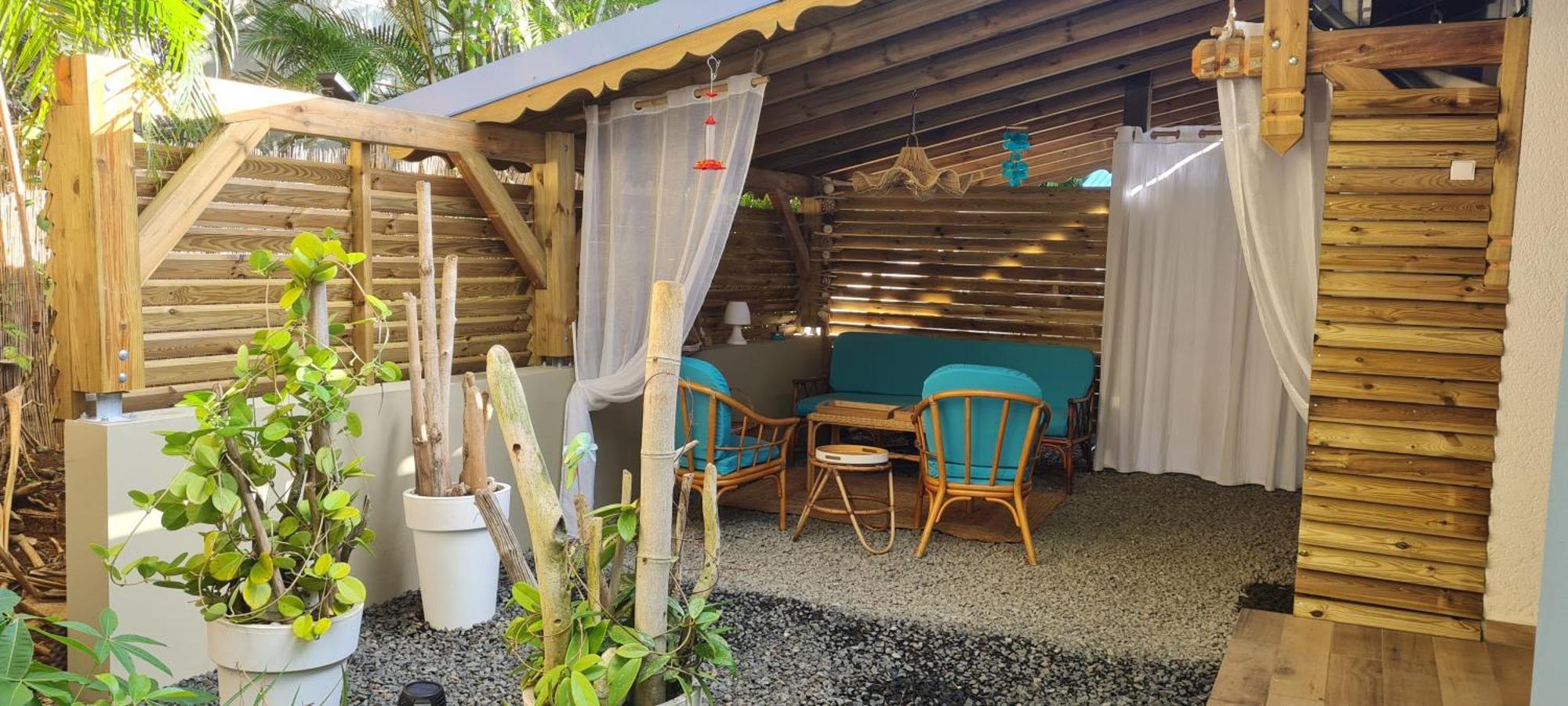 Gite Kaz A Topaze, Piscine, Jardin Tropical サント・ローズ エクステリア 写真